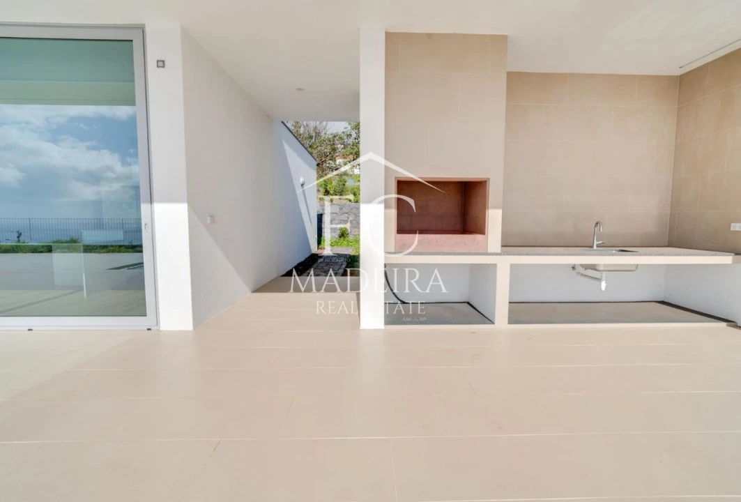 Moradia T3 para Venda em Estreito Calheta Foto 25