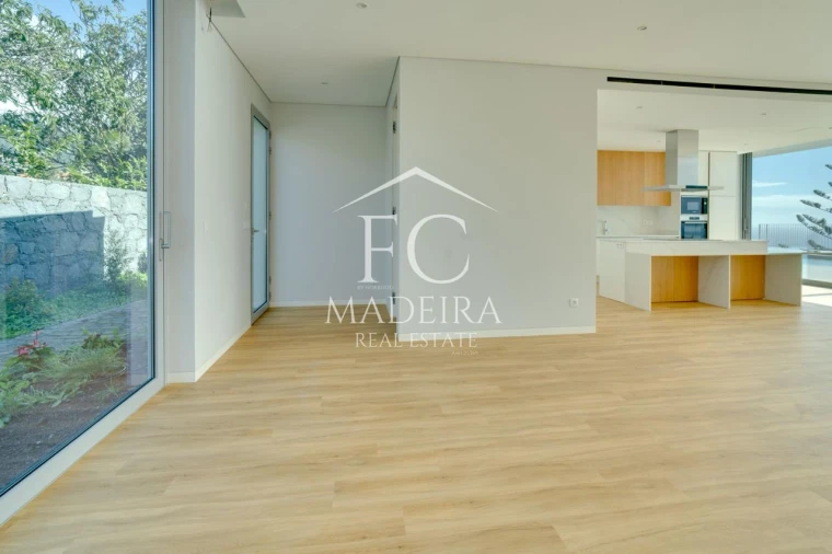 Moradia T3 para Venda em Estreito Calheta Foto 4