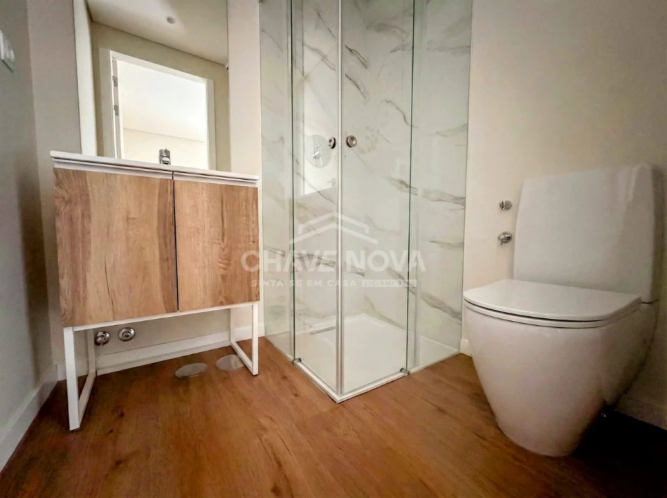 Apartamento T2 para Venda em Vila Nova de Gaia Foto 11