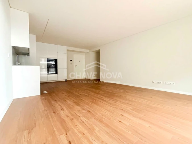 Apartamento T2 para Venda em Vila Nova de Gaia Foto 3