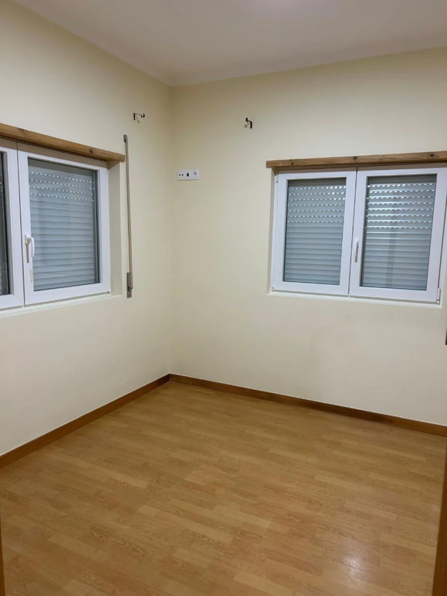 Apartamento T2 para Arrendamento em Canelas Vila Nova de Gaia Foto 3