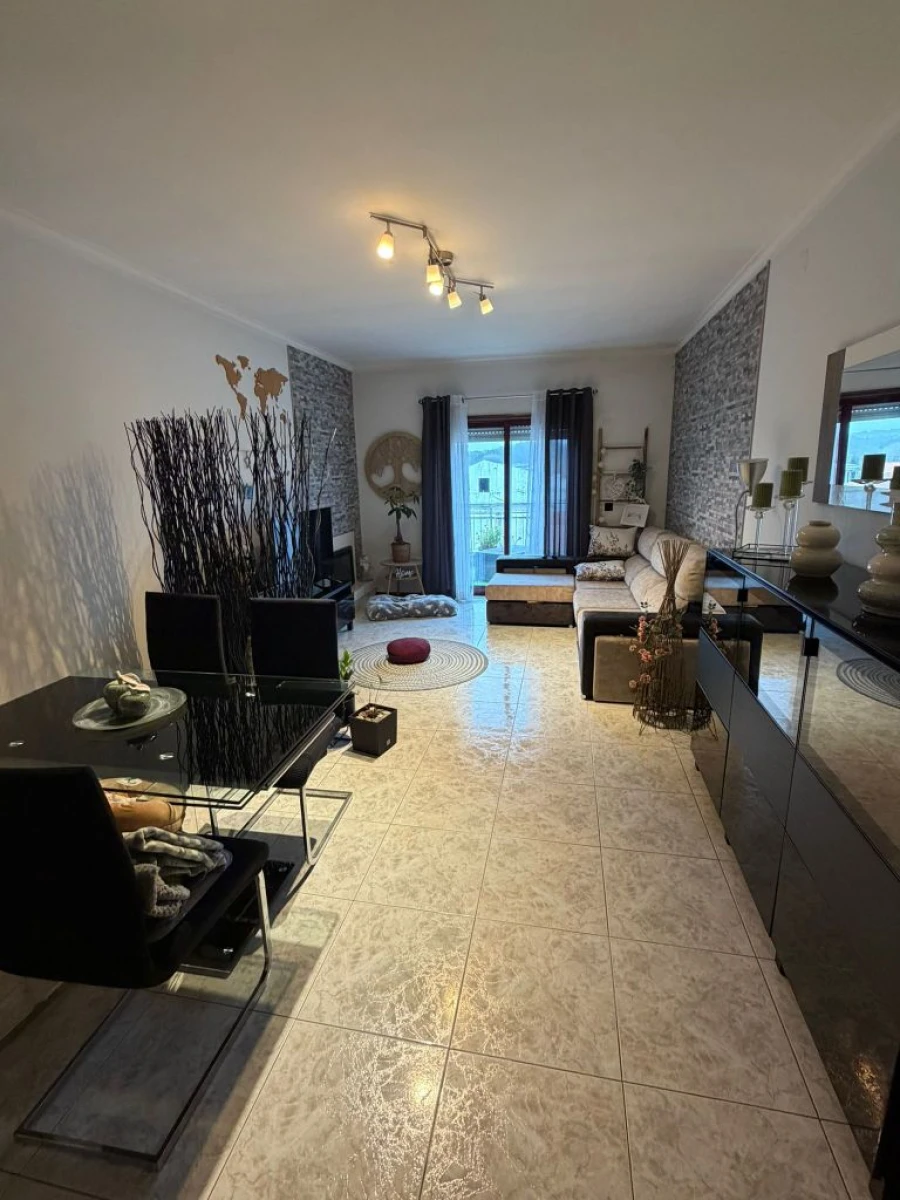 Apartamento T2 para Venda em Estarreja Foto 2