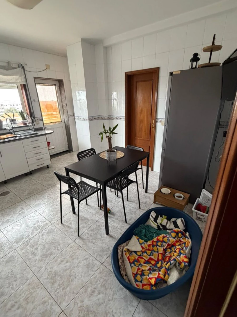 Apartamento T2 para Venda em Estarreja Foto 6