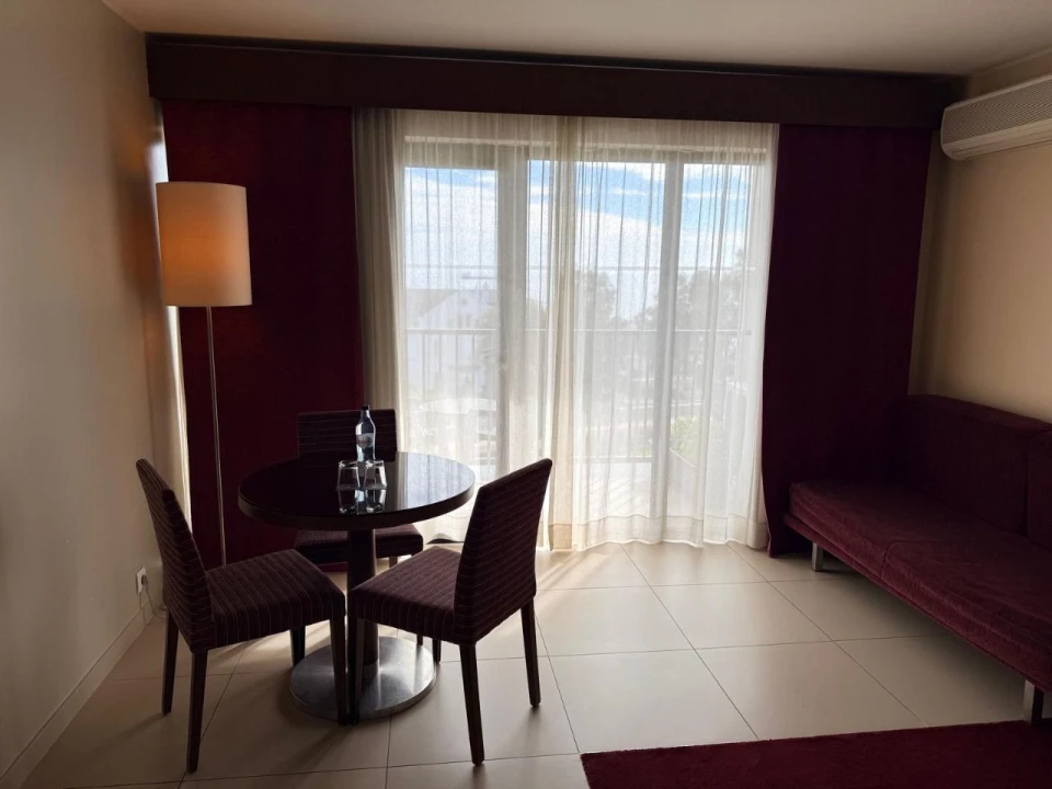 Apartamento T1 para Arrendamento em Cascais Foto 3