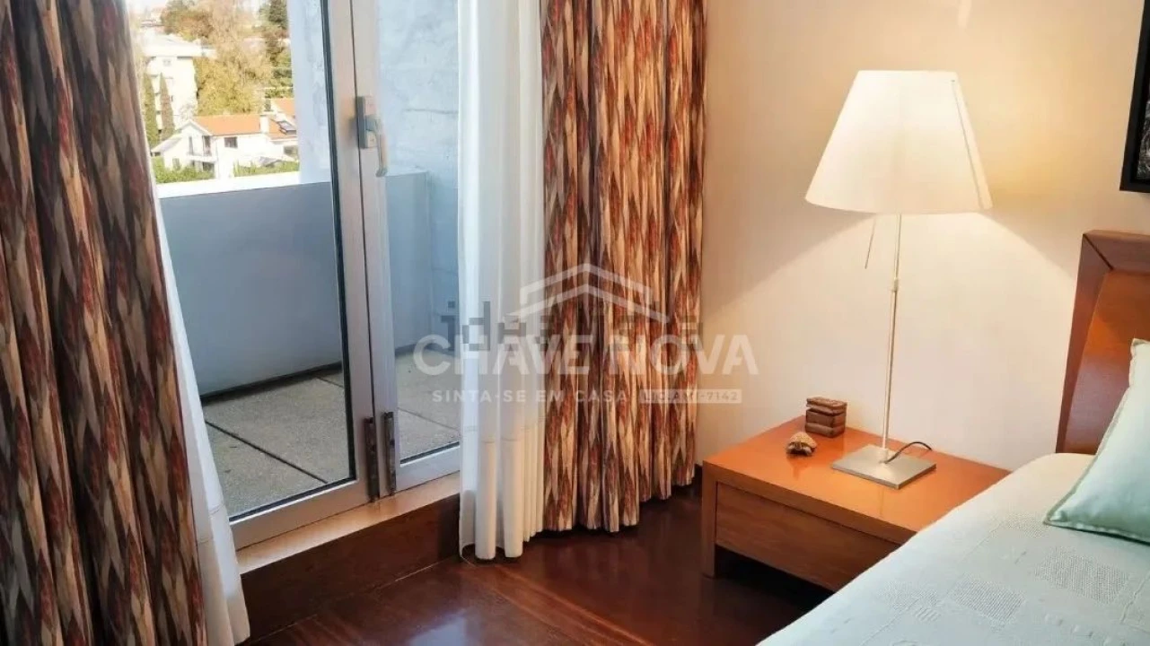 Moradia T4 para Venda em Porto Foto 16