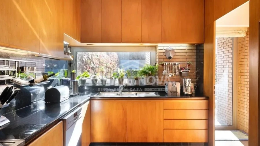 Moradia T4 para Venda em Porto Foto 22