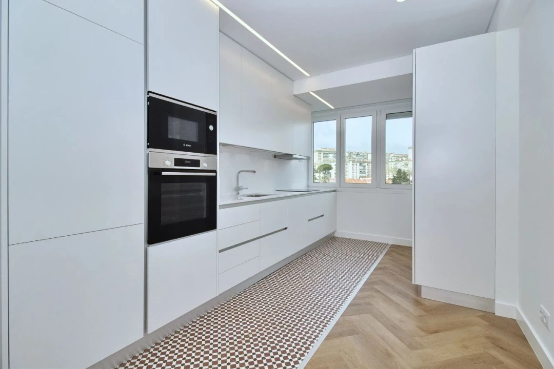 Apartamento T1 para Venda em Paço de Arcis Foto 2