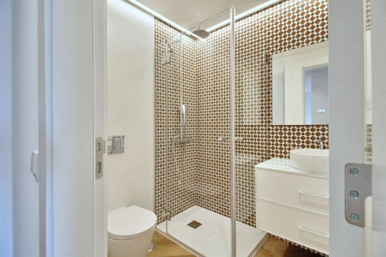 Apartamento T1 para Venda em Paço de Arcis Foto 4