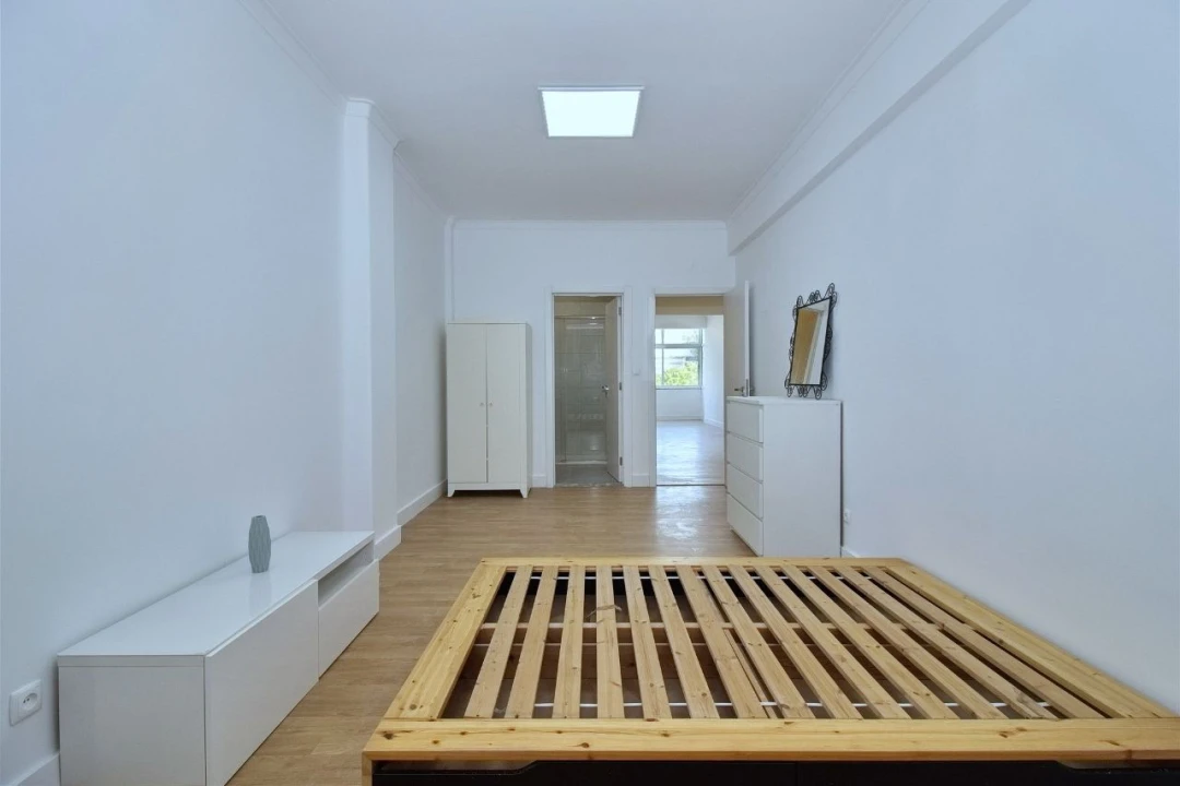 Apartamento T2 para Arrendamento em Lisboa Foto 3