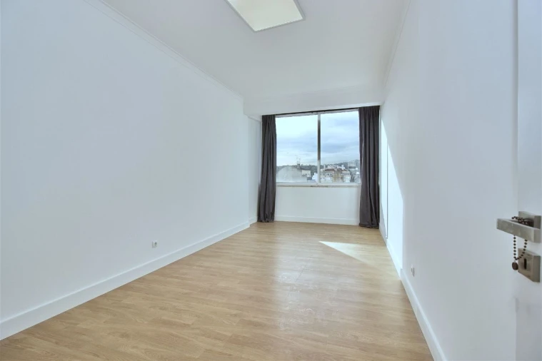 Apartamento T2 para Arrendamento em Lisboa Foto 2