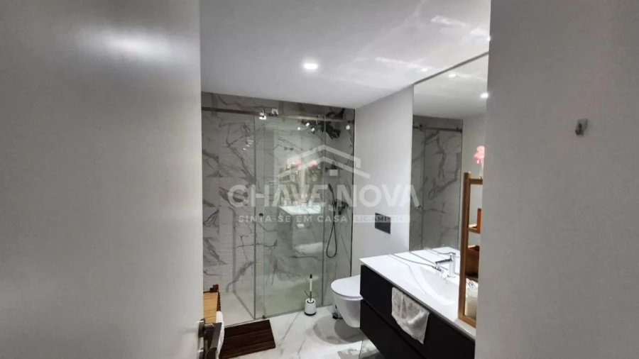 Apartamento T1 para Venda em Vila Nova de Gaia Foto 13