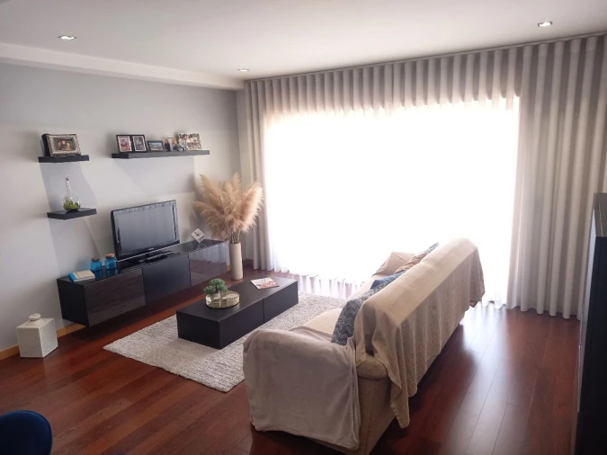 Apartamento T3 para Venda em Baguim do Monte Foto 1