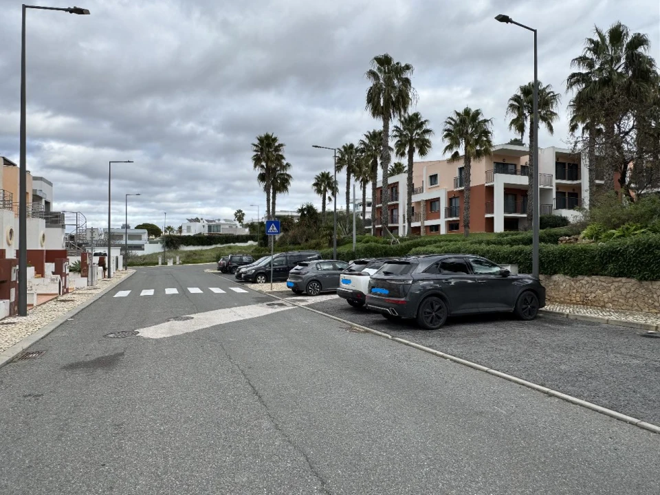 Moradia T4 para Venda em Ferragudo Foto 3