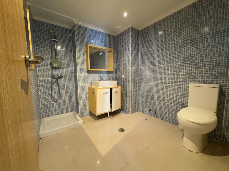 Moradia T4 para Venda em Ferragudo Foto 15