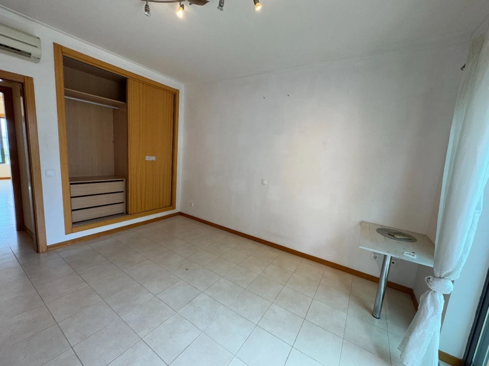 Moradia T4 para Venda em Ferragudo Foto 6