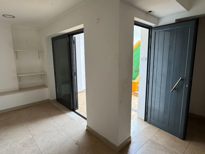 Moradia T4 para Venda em Ferragudo Foto 10