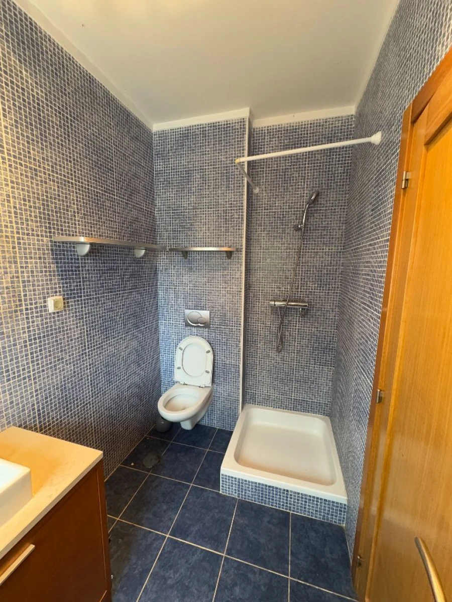 Moradia T4 para Venda em Ferragudo Foto 17