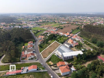 Terreno para Venda em Santa Maria da Feira