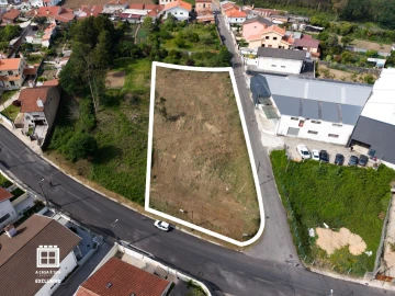 Terreno para Venda em Santa Maria da Feira