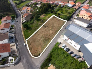 Terreno para Venda em Santa Maria da Feira