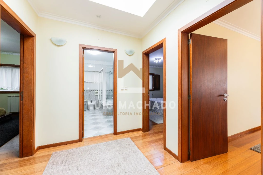 Moradia T3 para Venda em Braga Foto 28