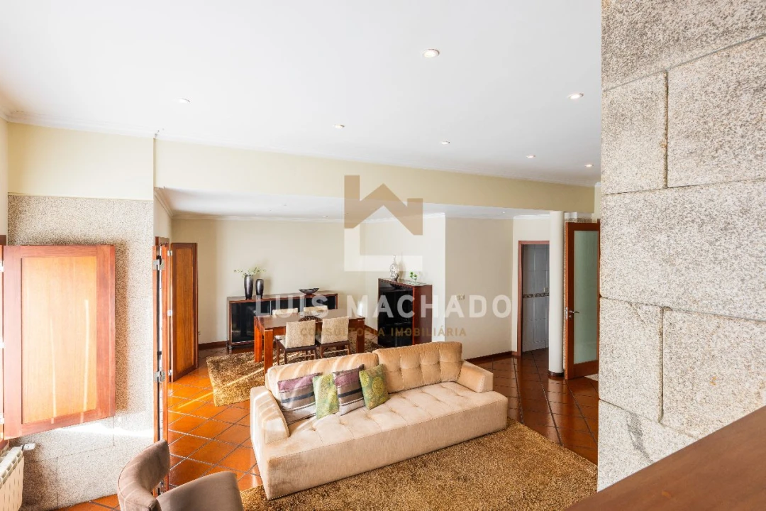 Moradia T3 para Venda em Braga Foto 27