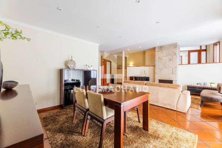 Moradia T3 para Venda em Braga Foto 16