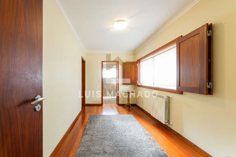 Moradia T3 para Venda em Braga Foto 32