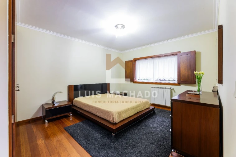 Moradia T3 para Venda em Braga Foto 41