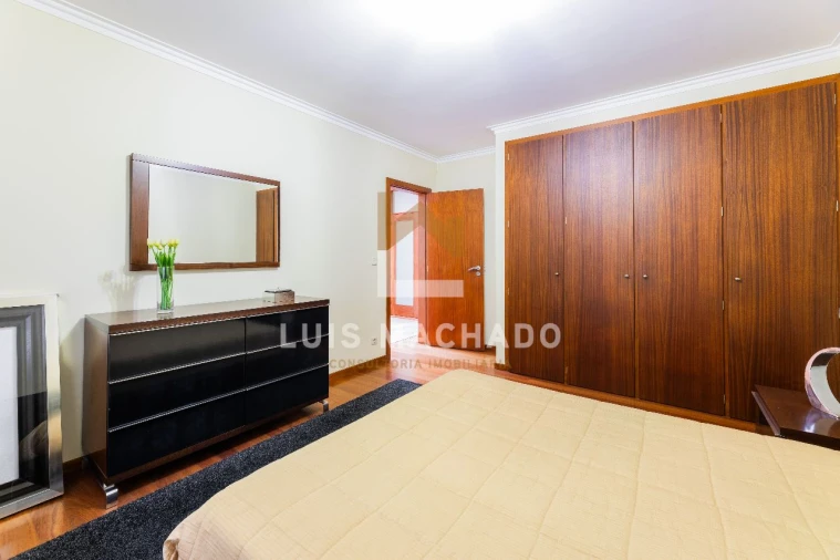 Moradia T3 para Venda em Braga Foto 44