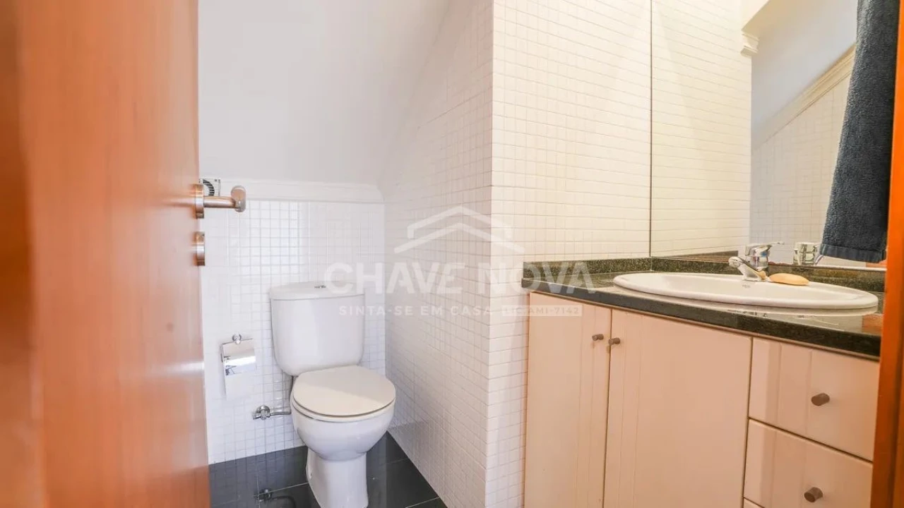 Apartamento T2 para Venda em Vila Nova de Gaia Foto 20
