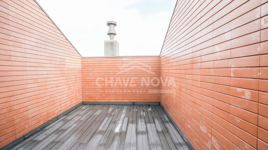 Apartamento T2 para Venda em Vila Nova de Gaia Foto 11