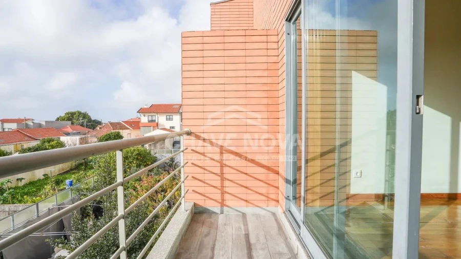 Apartamento T2 para Venda em Vila Nova de Gaia Foto 1