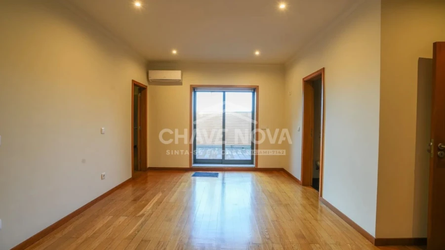 Apartamento T2 para Venda em Vila Nova de Gaia Foto 12