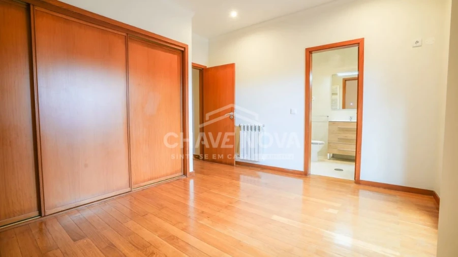 Apartamento T2 para Venda em Vila Nova de Gaia Foto 5