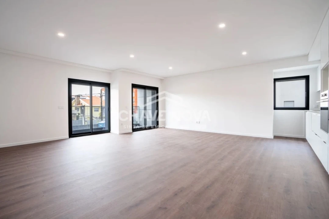 Apartamento para Venda em Vila Nova de Gaia Foto 12