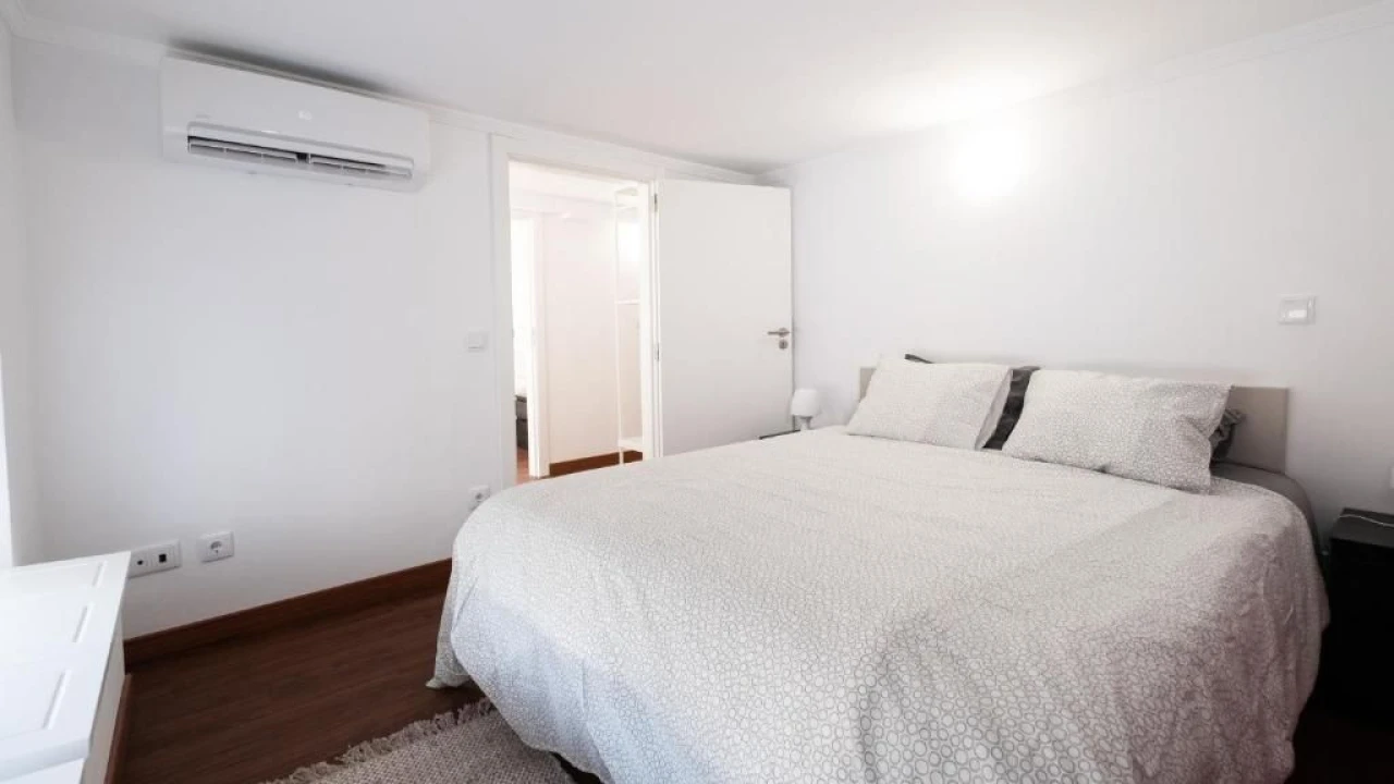 Moradia T5 para Venda em Olhão Foto 1