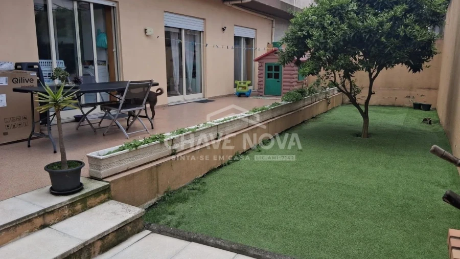 Apartamento T2 para Venda em Vila Nova de Gaia Foto 11