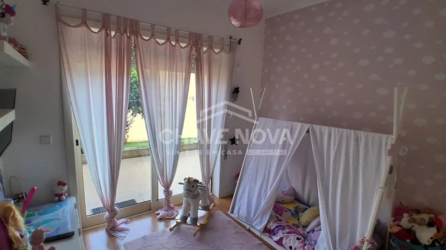 Apartamento T2 para Venda em Vila Nova de Gaia Foto 12