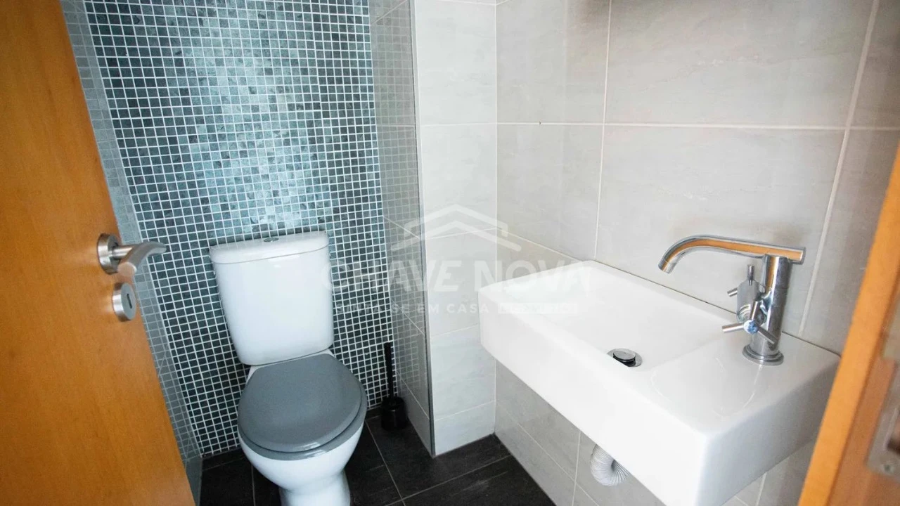 Moradia T3 para Venda em Barreiro Foto 11