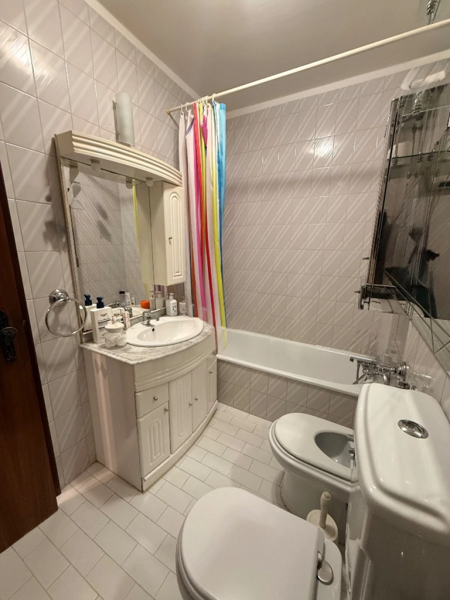 Apartamento T2 para Venda em Rio Tinto Foto 4