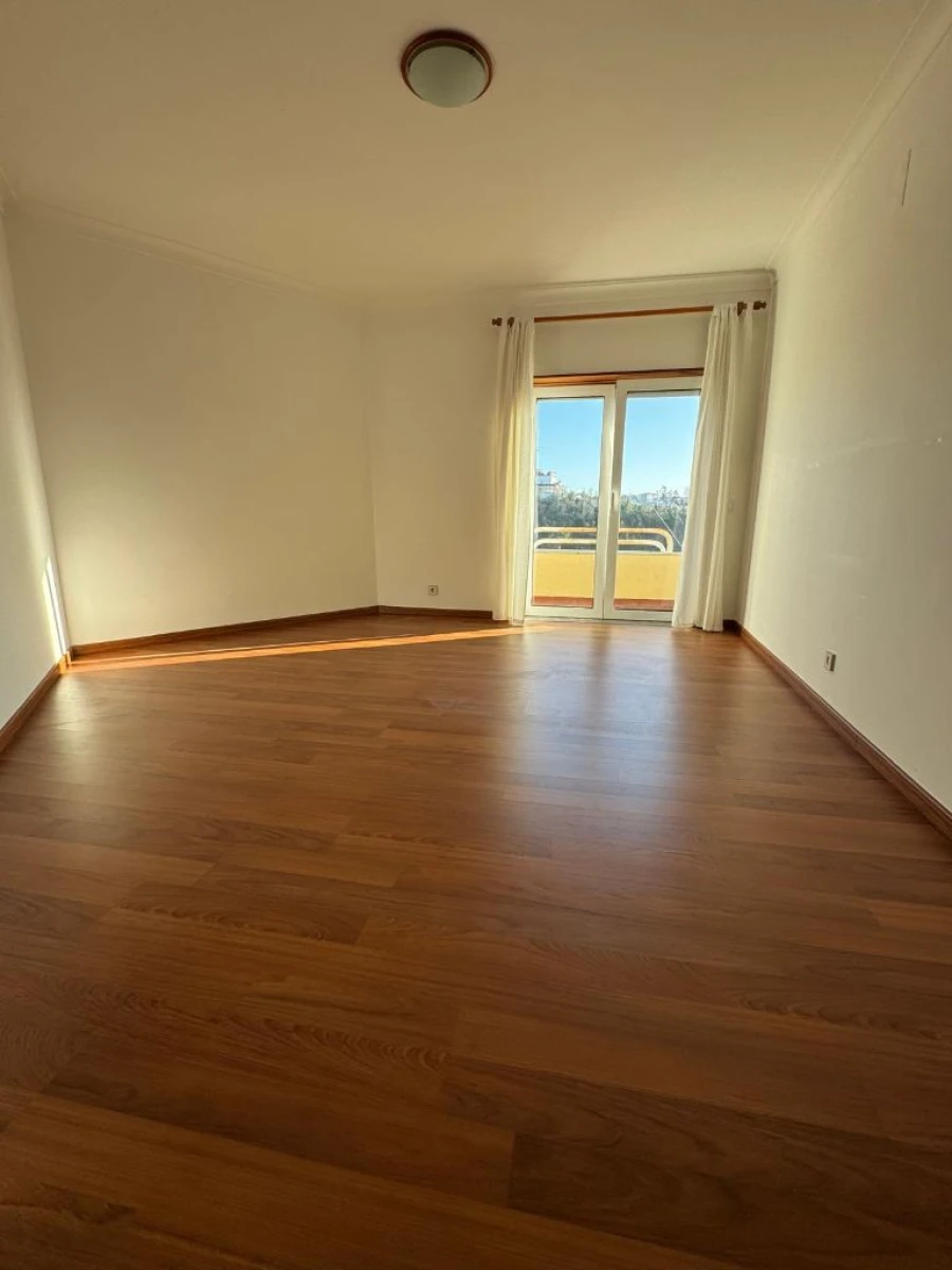 Apartamento T3 para Arrendamento em Leiria Foto 1