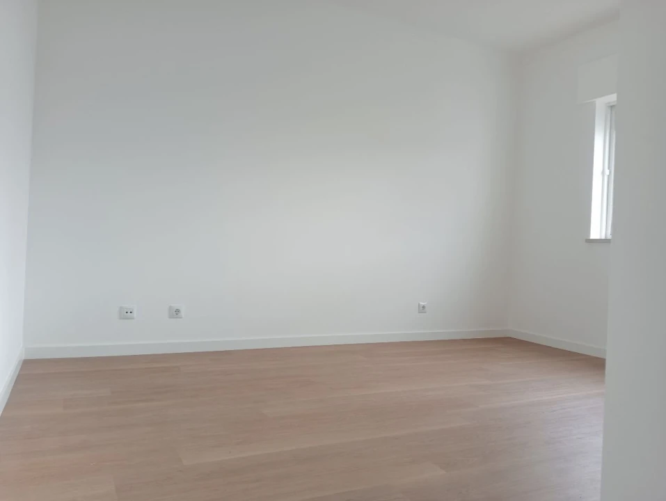 Apartamento T3 para Venda em Coruche Foto 9