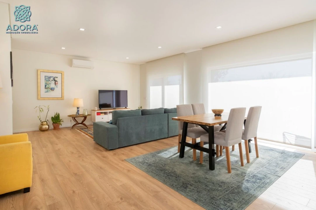 Apartamento T2 para Venda em Gondruzeira Foto 1