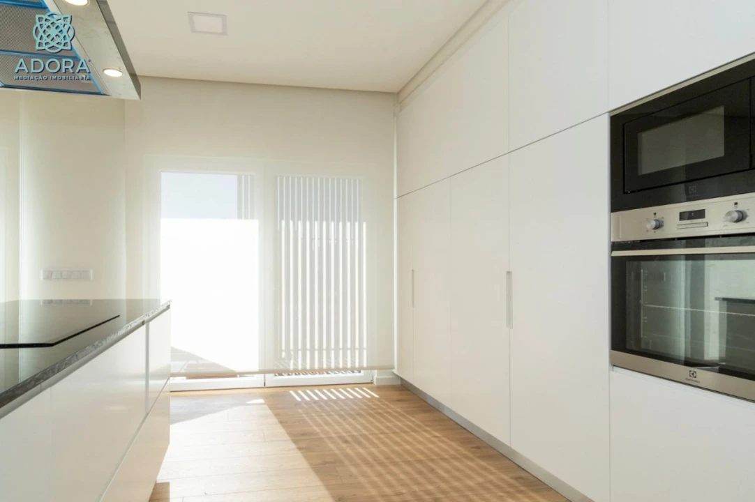 Apartamento T2 para Venda em Gondruzeira Foto 13