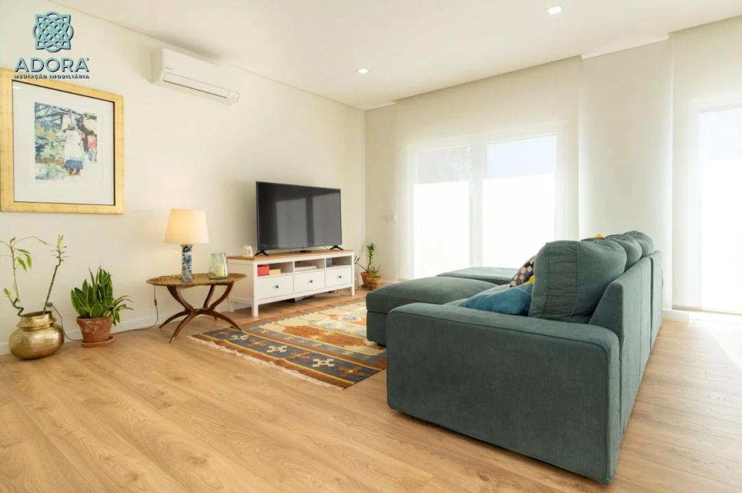 Apartamento T2 para Venda em Gondruzeira Foto 18