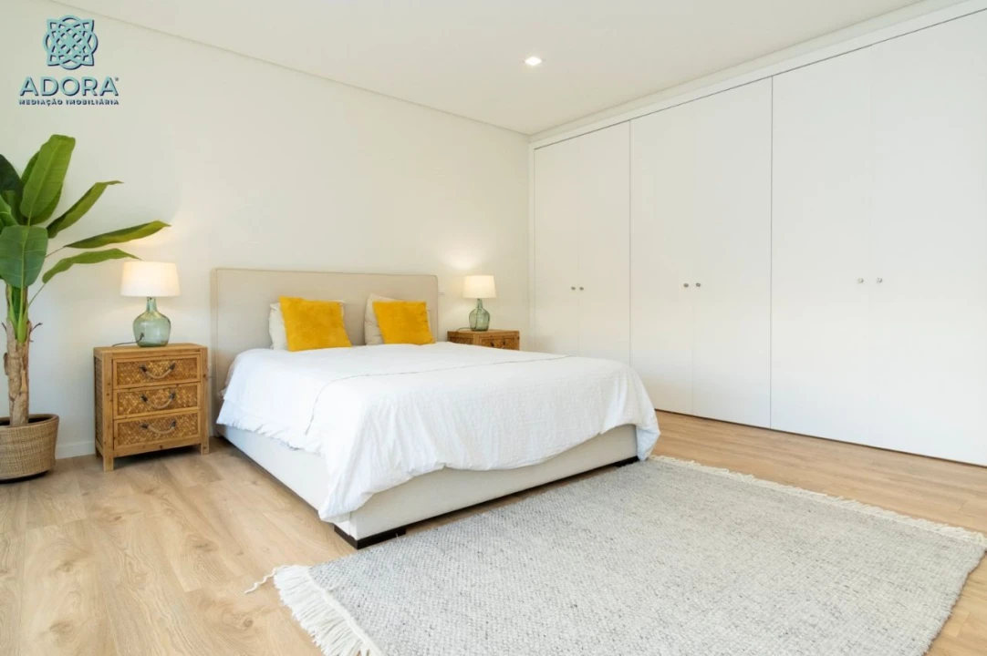 Apartamento T2 para Venda em Gondruzeira Foto 24