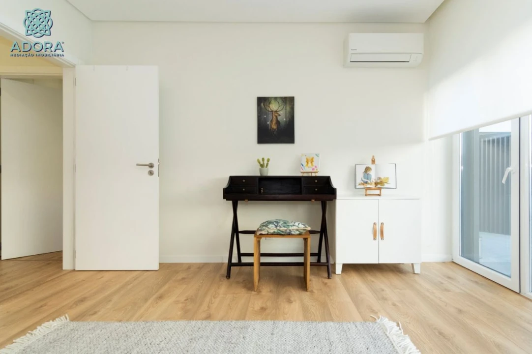 Apartamento T2 para Venda em Gondruzeira Foto 22