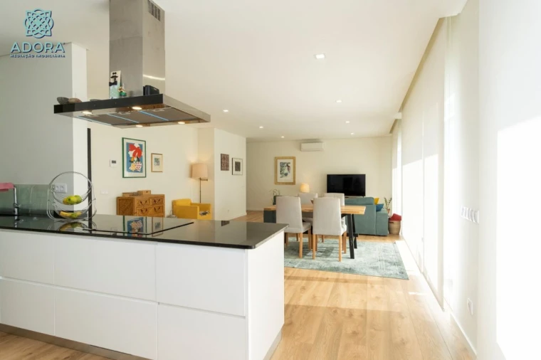 Apartamento T2 para Venda em Gondruzeira Foto 10