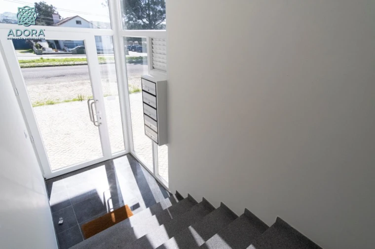 Apartamento T2 para Venda em Gondruzeira Foto 42